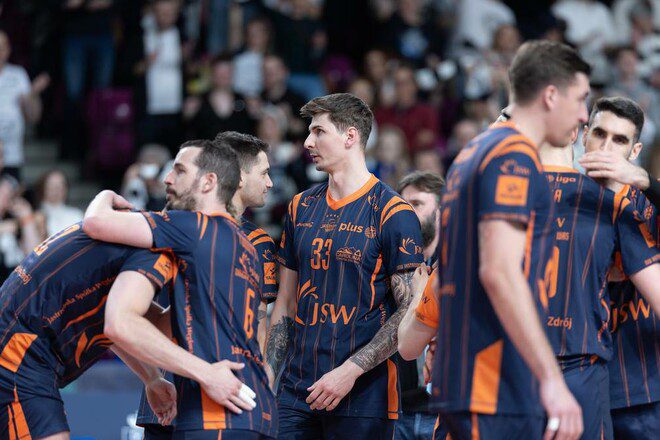 Український клуб у центрі великої перебудови у ПлюсЛізі. Що відомо зараз?