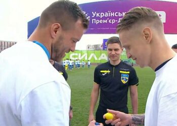 ВІДЕО. Ярмоленко vs Шабанов: хто переміг у битві яйцями?