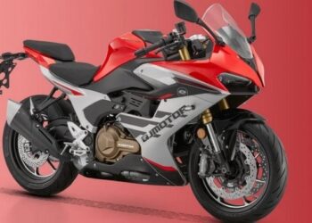 У Європі з’явився недорогий китайський аналог спортбайків Honda і Kawasaki (ФОТО)