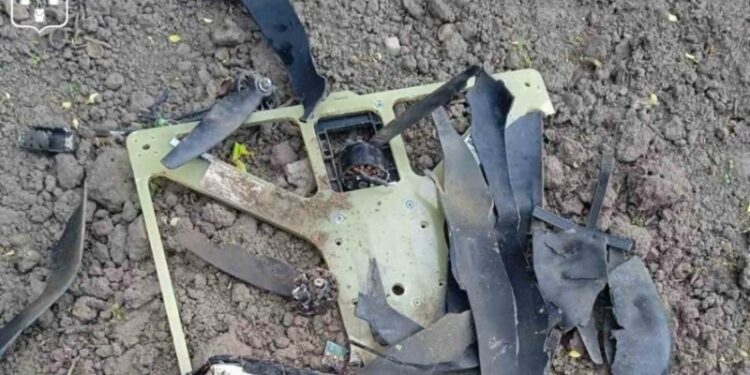 Атака FPV-дронів на Сумську громаду: у Великочернеччинському старостаті пошкоджено магазин