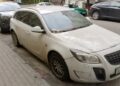 У центрі Києва просто на вулиці покинули рідкісний сімейний спорткар із Німеччини (ФОТО)