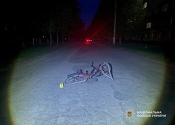 У Шостці внаслідок ДТП госпіталізували 79-річну жінку: поліція відкрила провадження