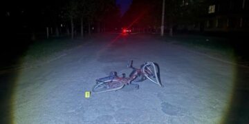 У Шостці внаслідок ДТП госпіталізували 79-річну жінку: поліція відкрила провадження