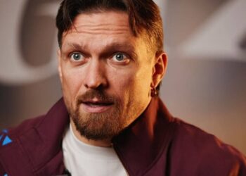 Усик несподівано пояснив вибір бою з Верховеном