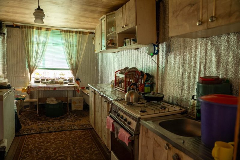 З Торецька &mdash; на Сумщину: історія подружжя переселенців, які будують життя з нуля у 80 років
