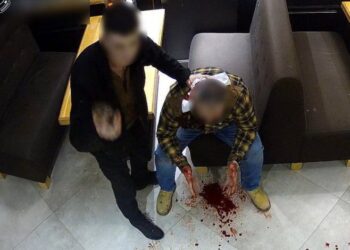 Депутат облради переховується, а його сина судитимуть за бійку в кафе Конотопа