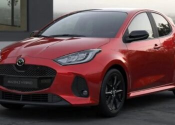 Нову недорогу копію Toyota від Mazda показали на офіційних фото