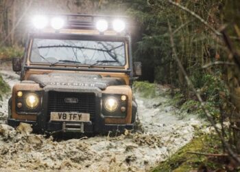 Позашляховикам Land Rover шукають заміну в британській армії (ФОТО)