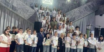 У Києві відзначили обдарованих учнів Сумської громади