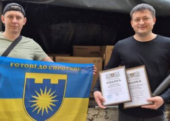 Путивльська громада передала генератори військовим на передову