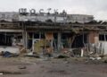 Російські дрони знищили будівлю вокзалу в Шостці