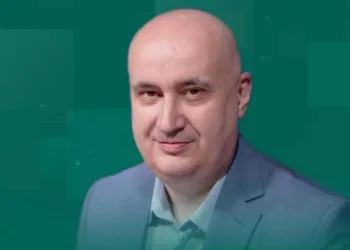 Вкотре про біолабораторії: Тулсі Габбард починає глобальне розслідування