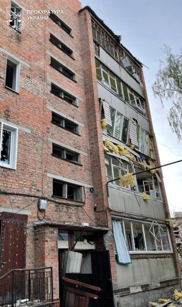 Восьмеро людей постраждало: по Конотопу вдарили 12 БпЛА