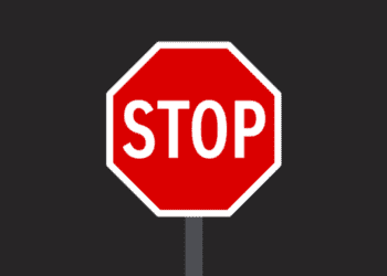 Дорожні знаки Stop уже «бачать» швидкість та підсвічуються: де вони встановлені