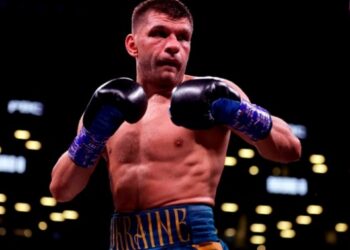 Став відомий суперник Дерев’янченка на дебютний бій у проєкті Zuffa Boxing