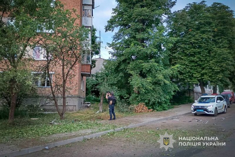 Двоє людей загинули, дев&rsquo;ятеро травмовані: на Сумщині поліція документує наслідки російських атак