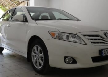 Toyota Camry XV40 2011 року з найменшим пробігом в Україні продають на Вінничині (ФОТО)