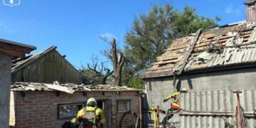 У Сумах внаслідок ранкової атаки «Гераней» пошкоджено інфраструктуру: є постраждала