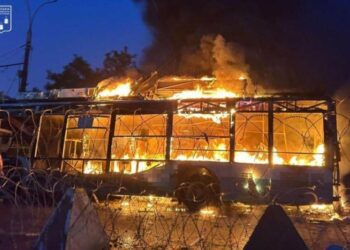 Ворог завдав удару керованими авіабомбами по околицях Сум, – ОВА