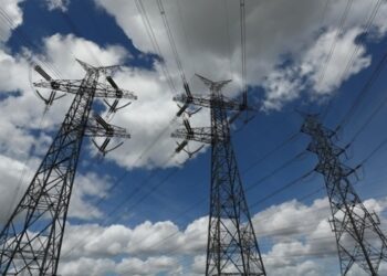 Кабмін запускає довгострокові контракти на ринку електроенергії