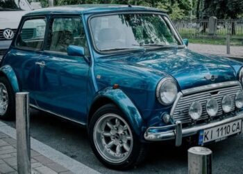 Mini Classic 2000 року ультра лімітованої версії помітили у Києві (ФОТО)
