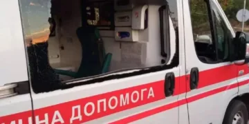 Армія рф атакувала лікарню в Конотопі: водій “швидкої” отримав контузію