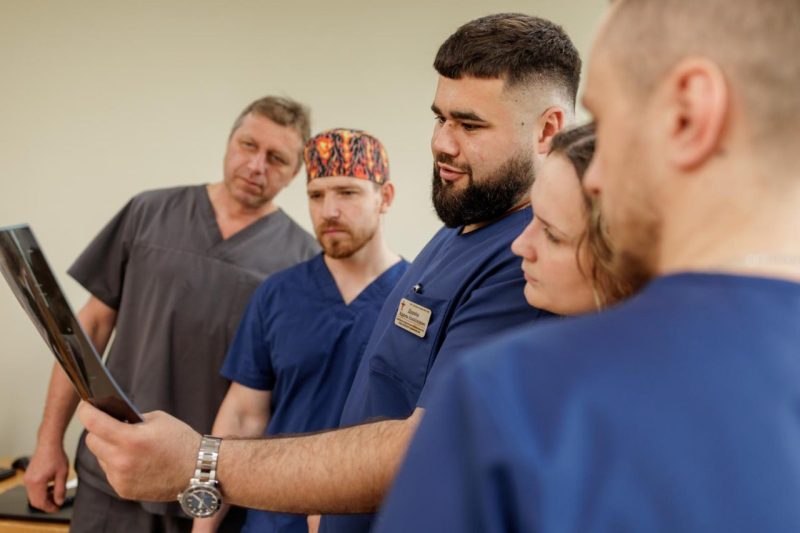 Адель Дарвіш: &laquo;У медицині мало бути професіоналом, важливо бути людиною&raquo;