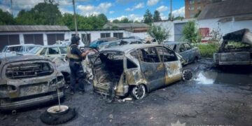 Двоє людей загинули, дев’ятеро травмовані: на Сумщині поліція документує наслідки російських атак