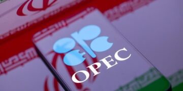 ОПЕК рекордно знизила видобуток нафти