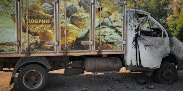 Російський дрон атакував хлібовозку в Білопіллі