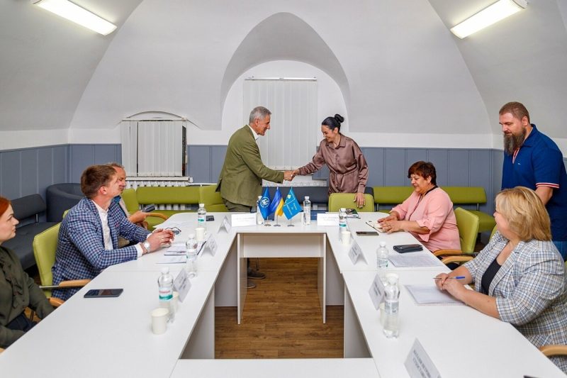 СумДУ посилює співпрацю із закладами охорони здоров’я Сумщини для розвитку сучасних підходів до діагностики та лікування ПТСР