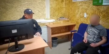 На Конотопщині чоловіку повідомили про підозру за систематичне домашнє насильство щодо батька