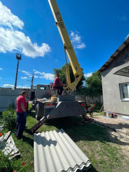 Після ворожої атаки у Кролевці обстежили вже 43 пошкоджені домогосподарства