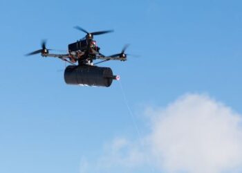 РФ дистанційно мінує дороги FPV-дронами на Конотопщині: вибухівку виявили біля села Піски