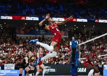 З сухим рахунком! Чемпіон Європи розгромив Францію у домашньому матчі