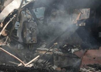 Пошкоджені будинки та пожежа: наслідки російської атаки по Миколаївці