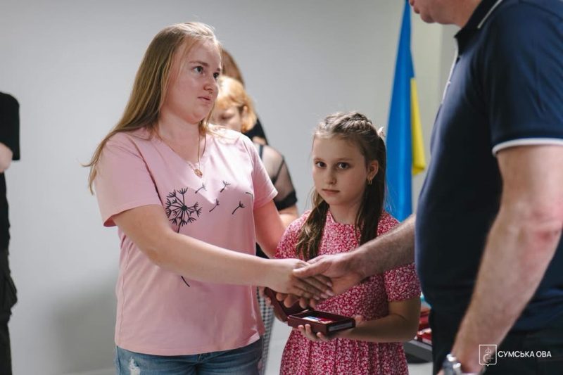 10 полеглих захисників із Конотопщини посмертно відзначили державними нагородами