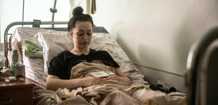 Дружина лежала без ніг, а поруч — її чоловік без свідомості: родина Агєєвих оговтується після авіаудару по Сумах 3 липня