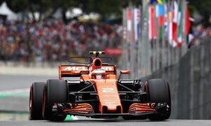 Макларен представив новий помаранчево-синій болід MCL33