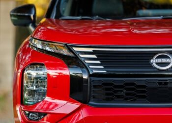 Скорочення лінійки Nissan: бренд прощається з Altima та Rogue PHEV