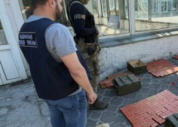 На Сумщині поліцейські повідомили про підозру чоловіку у незаконному зберіганні вибухових речовин та пристроїв