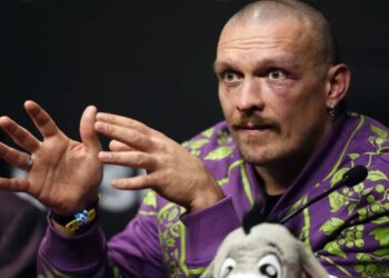 Усик вважає нокаут у шостому раунді логічним завершенням бою Джошуа-Ф’юрі