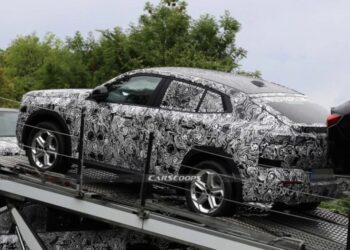 Новий BMW X2 отримає інший дизайн і сучасний салон, але зміни торкнуться не лише зовнішності
