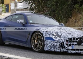 Новий Mercedes-AMG GT 63 Pro показали до прем’єри: головну зміну вже не приховують