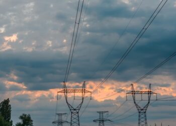 Україна споживає на третину менше електроенергії, ніж до війни