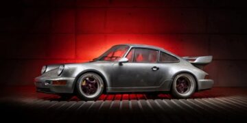 Капсула часу: покритий пилом Porsche 911 продали на аукціоні за рекордні $4,7 мільйона (ФОТО)