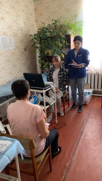 Мобільна медична бригада оглянула 129 жителів сіл Кролевецької громади