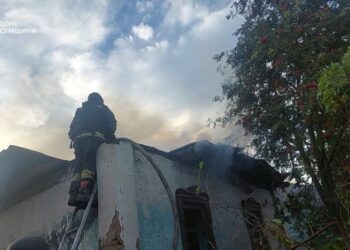 Окупанти атакували Березівську громаду на Глухівщині: двоє поранених (Відео)