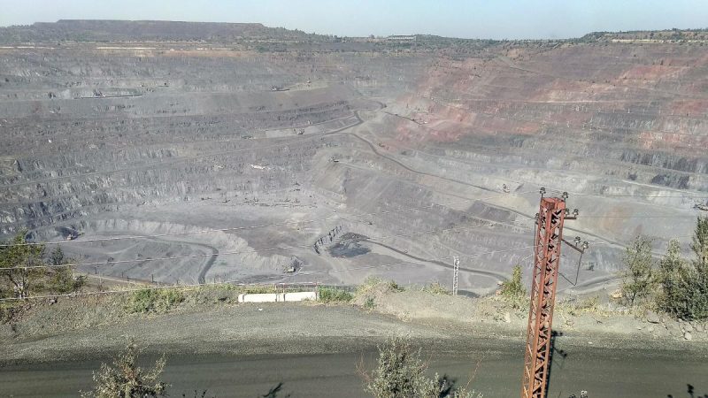 Південний ГЗК частково призупиняє роботу через атаки агресора на цивільні торговельні судна