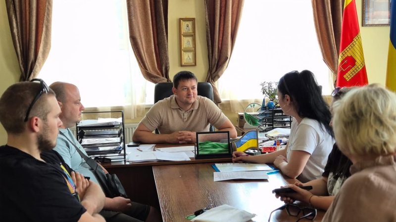 Путивльська громада отримала спеціалізований автомобіль